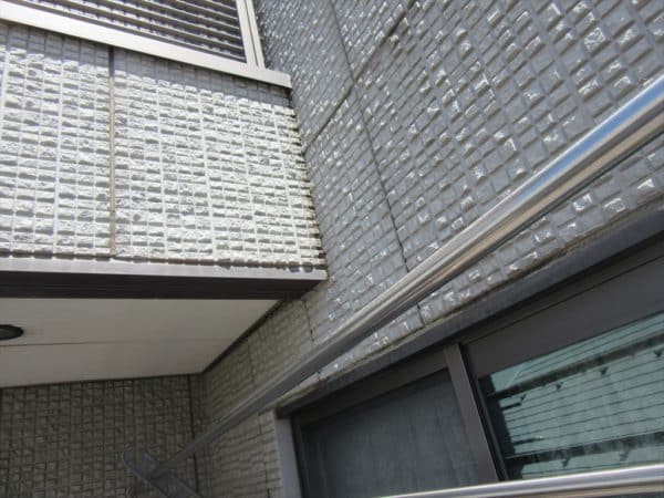 今の季節に多い雨樋補修工事