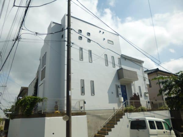 保土ヶ谷区で大工補修で元通り、外壁と屋根塗装